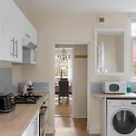 Apartment The Nook - Quaint Victorian With Free Parking York