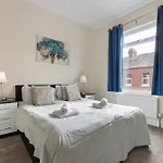 The Nook - Quaint Victorian With Free Parking