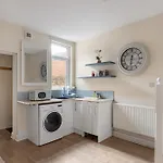 Daire The Nook - Quaint Victorian With Free Parking *