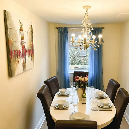 Apartment The Victoria - Quaint Victorian With Free Parking York