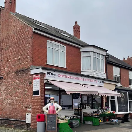 The Victoria - Quaint Victorian With Free Parking