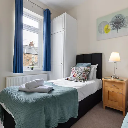 The Nook - Quaint Victorian With Free Parking Apartman York